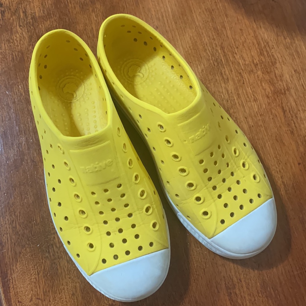 Native water shoes